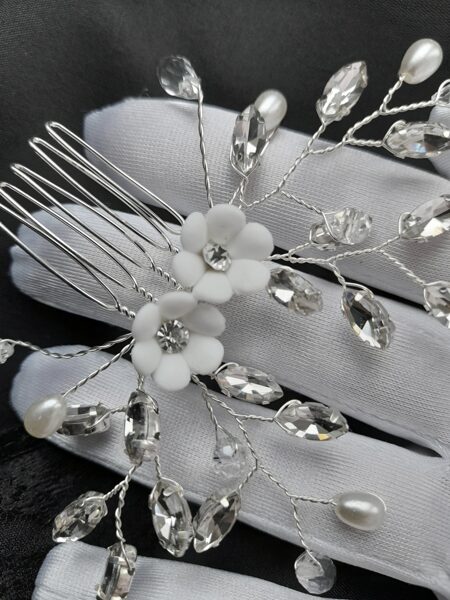 Svētku frizūras elements #1/14