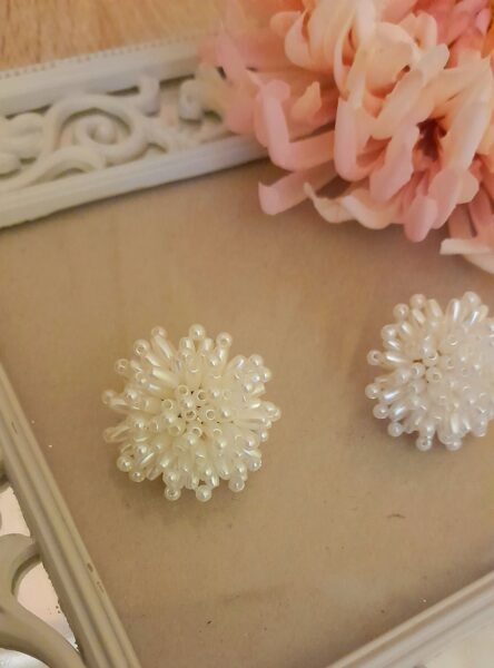 Balti auskari ar pērlēm #1/83