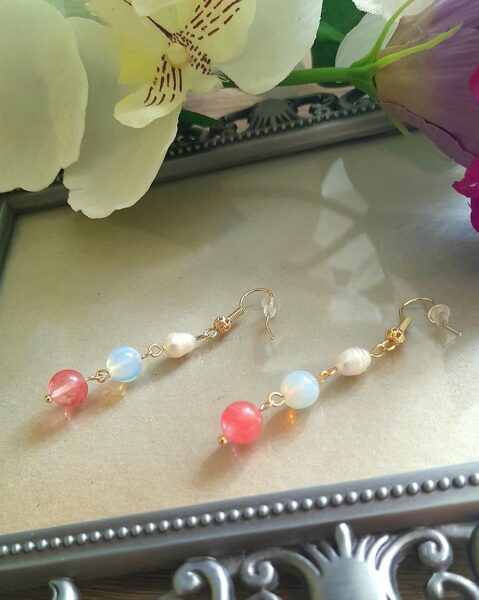 Auskari ar divām dažādām bumbiņām+ perle #5/25