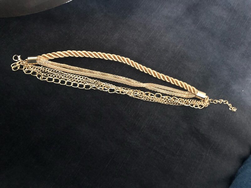 Rokassprādze zelta krāsā #2/31